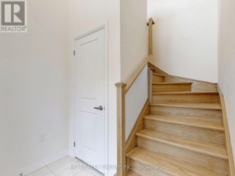 28 MILLMAN LANE Richmond Hill Ontario photo 13