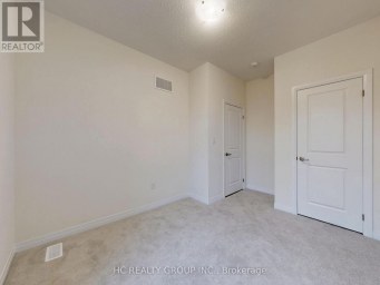 28 MILLMAN LANE Richmond Hill Ontario photo 6