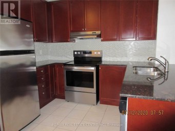 TH#111 - 220 FORUM DRIVE Mississauga (Hurontario) Ontario photo 5