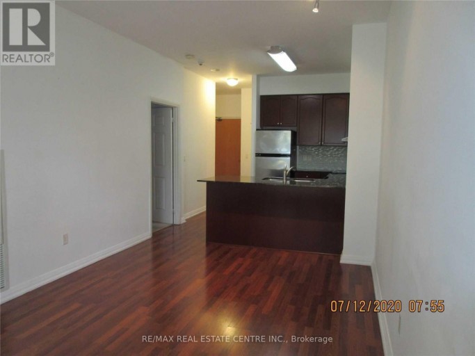 TH#111 - 220 FORUM DRIVE, Mississauga (Hurontario), Ontario, L4Z4K1