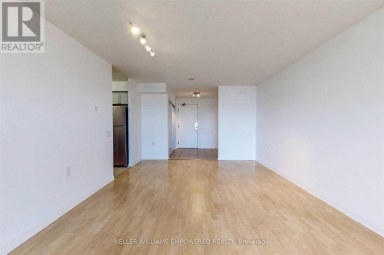 915 - 650 LAWRENCE AVENUE W Toronto (Englemount-Lawrence) Ontario photo 22