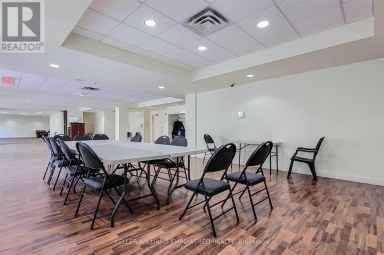 915 - 650 LAWRENCE AVENUE W Toronto (Englemount-Lawrence) Ontario photo 26