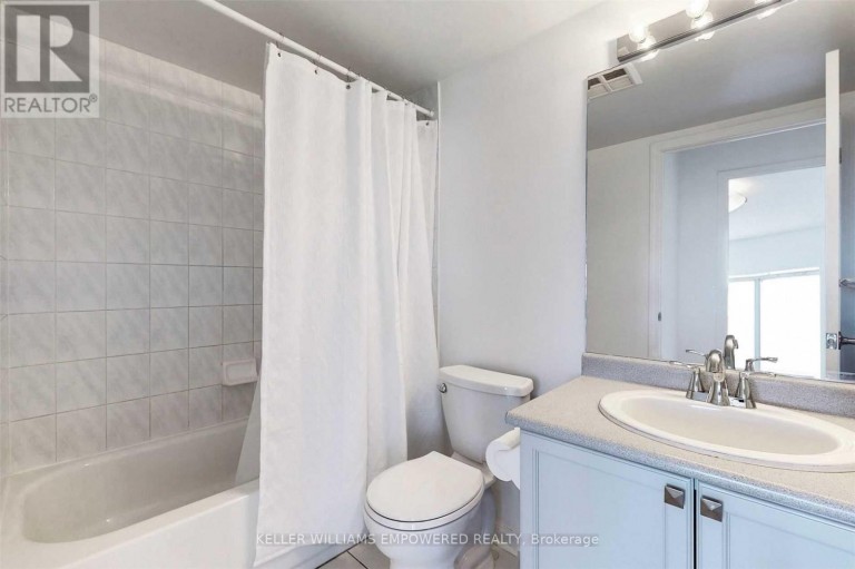 915 - 650 LAWRENCE AVENUE W, Toronto (Englemount-Lawrence), Ontario, M6A3E8