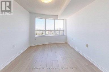 915 - 650 LAWRENCE AVENUE W Toronto (Englemount-Lawrence) Ontario photo 8