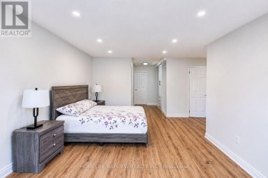 129 MCCLELLAN WAY Aurora (Aurora Highlands) Ontario photo 23