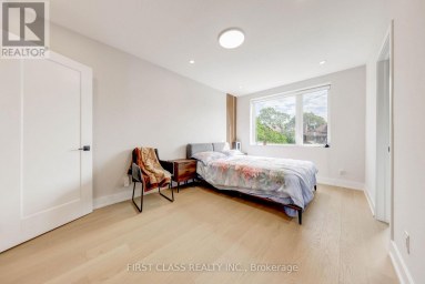 MAIN - 431 ROXTON ROAD Toronto (Palmerston-Little Italy) Ontario photo 13