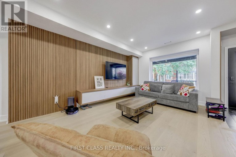 MAIN - 431 ROXTON ROAD, Toronto (Palmerston-Little Italy), Ontario, M6G3R5
