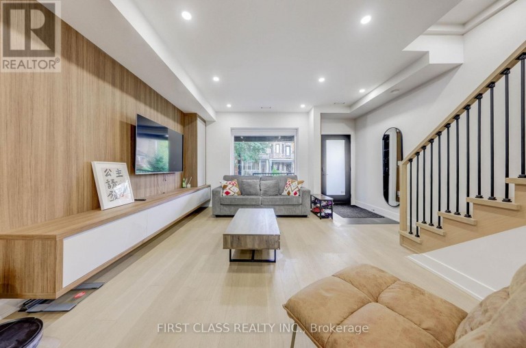 MAIN - 431 ROXTON ROAD, Toronto (Palmerston-Little Italy), Ontario, M6G3R5