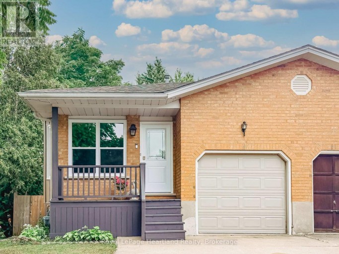 54 COLEMAN STREET, Huron East (Seaforth), Ontario, N0M1L0