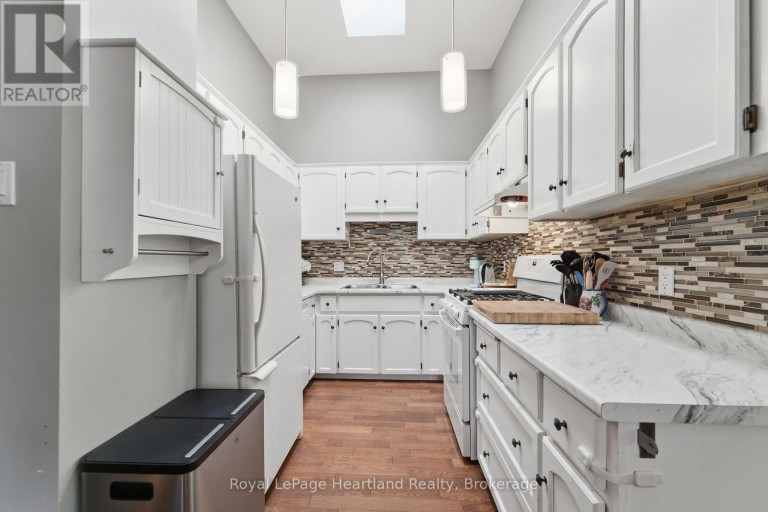 54 COLEMAN STREET, Huron East (Seaforth), Ontario, N0M1L0