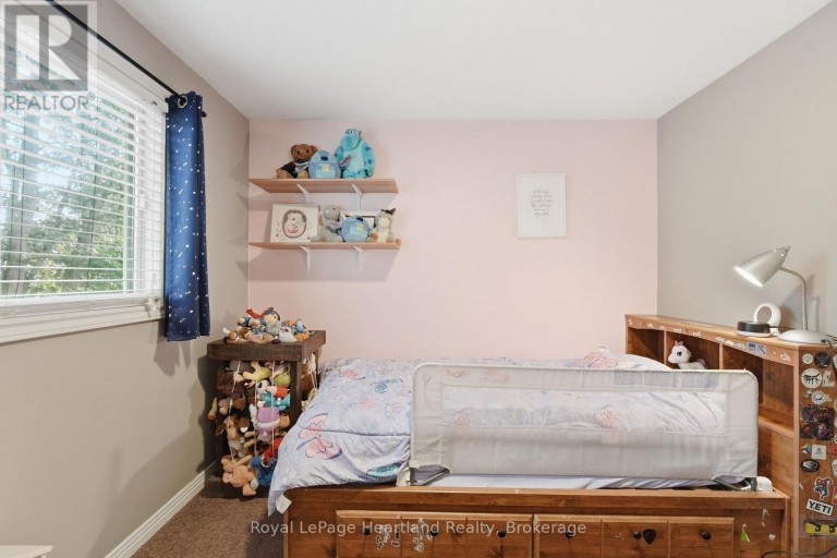 54 COLEMAN STREET, Huron East (Seaforth), Ontario, N0M1L0