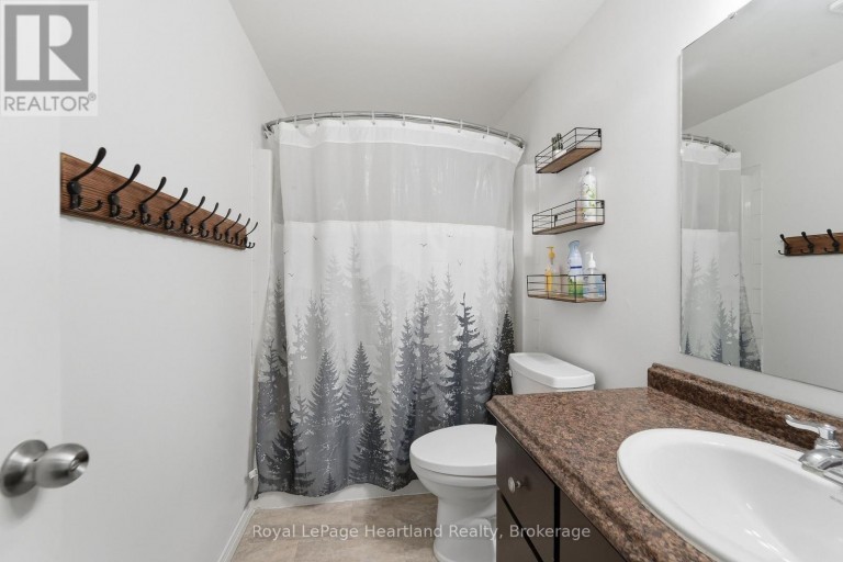 54 COLEMAN STREET, Huron East (Seaforth), Ontario, N0M1L0