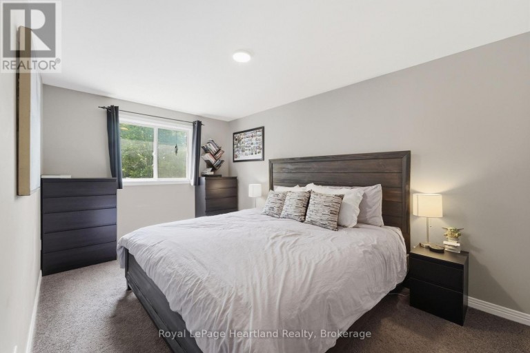 54 COLEMAN STREET, Huron East (Seaforth), Ontario, N0M1L0