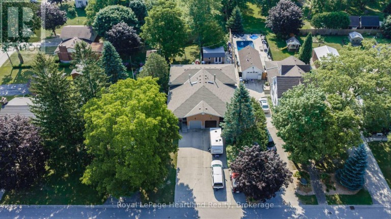 54 COLEMAN STREET, Huron East (Seaforth), Ontario, N0M1L0