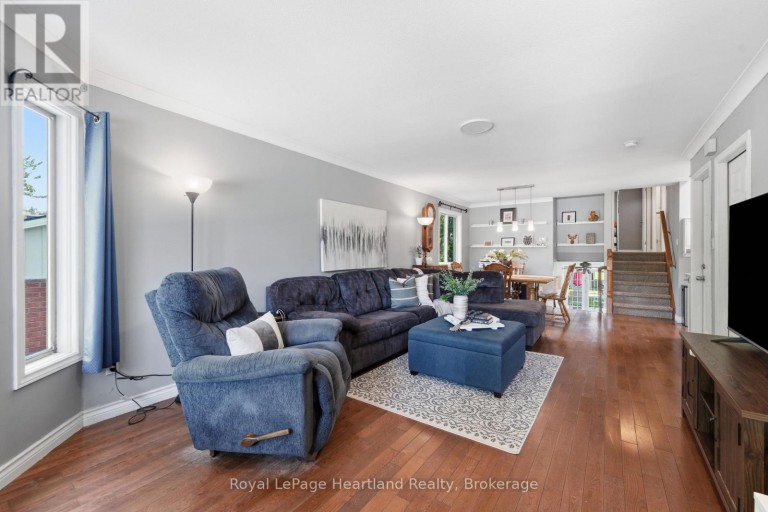 54 COLEMAN STREET, Huron East (Seaforth), Ontario, N0M1L0
