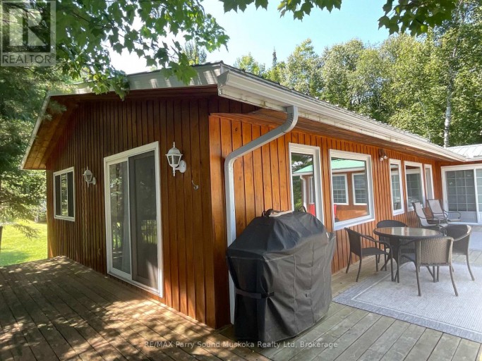 216 LONE TREE ROAD, Parry Sound Remote Area (Hardy), Ontario, P0H1S0