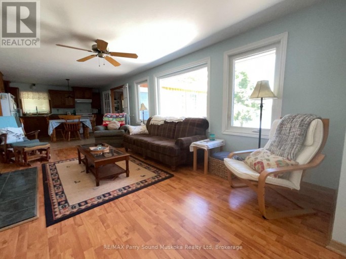 216 LONE TREE ROAD, Parry Sound Remote Area (Hardy), Ontario, P0H1S0