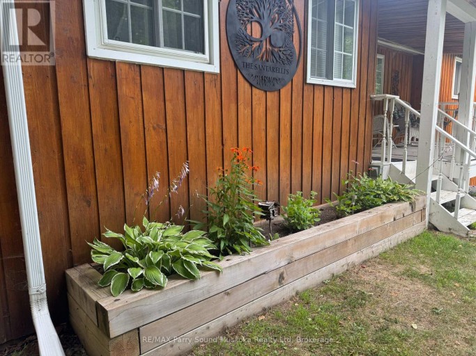 216 LONE TREE ROAD, Parry Sound Remote Area (Hardy), Ontario, P0H1S0