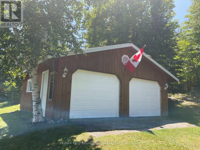 216 LONE TREE ROAD, Parry Sound Remote Area (Hardy), Ontario, P0H1S0