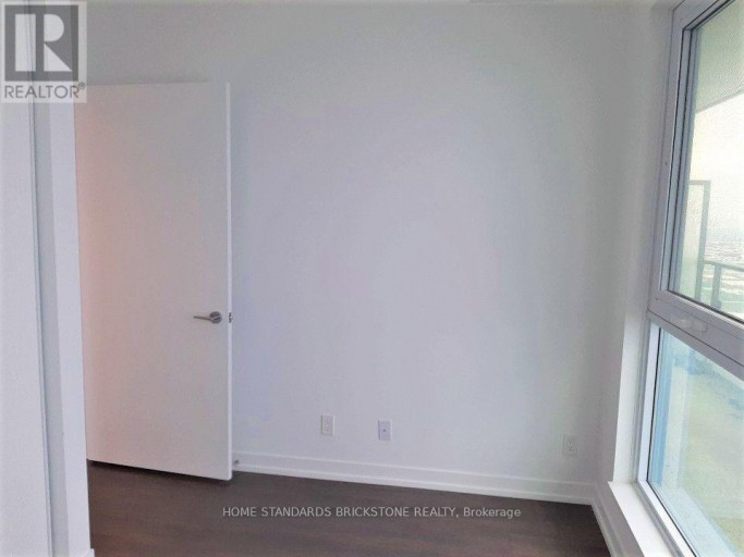 4802 - 5 BUTTERMILL AVENUE, Vaughan (Vaughan Corporate Centre), Ontario, L4K0J5