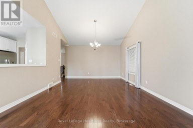 18 - 518 BLUE JAY DRIVE London North (North B) Ontario photo 17