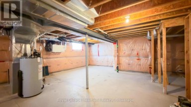18 - 518 BLUE JAY DRIVE London North (North B) Ontario photo 29