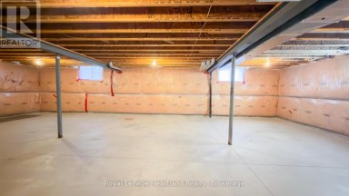 18 - 518 BLUE JAY DRIVE London North (North B) Ontario photo 30