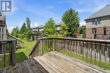 18 - 518 BLUE JAY DRIVE London North (North B) Ontario photo 34