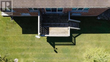 18 - 518 BLUE JAY DRIVE London North (North B) Ontario photo 39