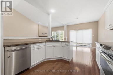 18 - 518 BLUE JAY DRIVE London North (North B) Ontario photo 9