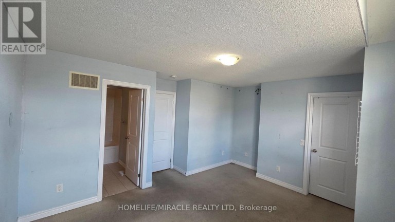 12 PEARMAN CRESCENT, Brampton (Brampton West), Ontario, L7A4V8