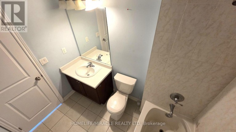 12 PEARMAN CRESCENT, Brampton (Brampton West), Ontario, L7A4V8