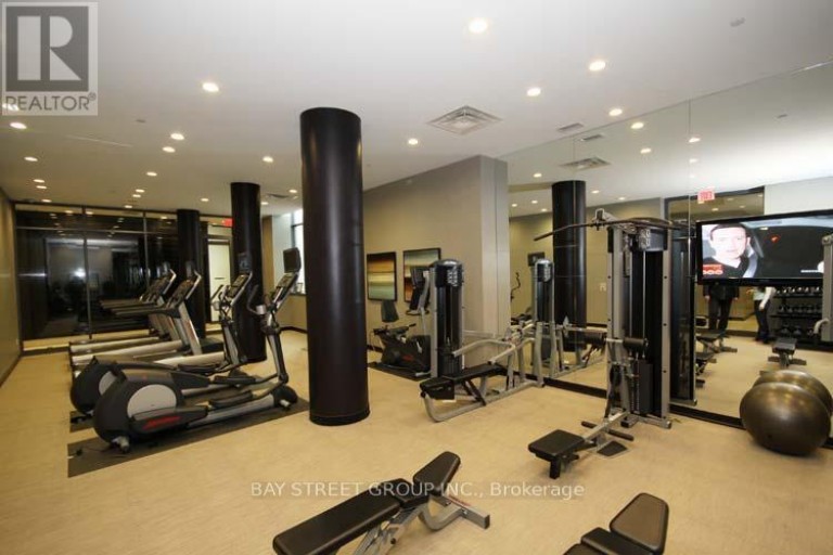 1909 - 770 BAY STREET, Toronto (Bay Street Corridor), Ontario, M5G0A6