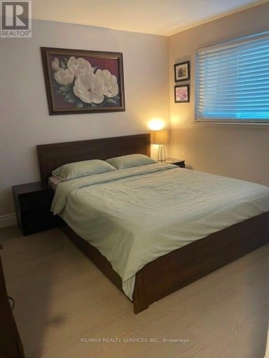 34 WATSON CRESCENT, Brampton (Brampton East), Ontario, L6W1E7