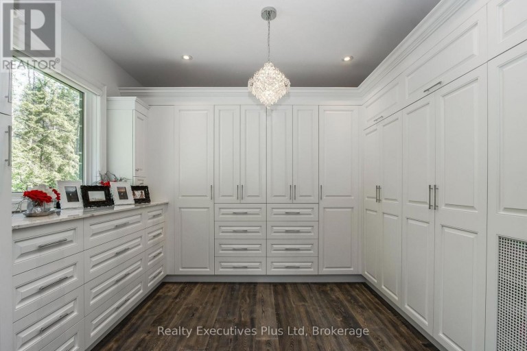 27 KINGFISHER CRESCENT, Tiny, Ontario, L0L2J0