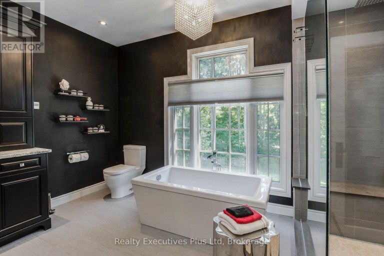 27 KINGFISHER CRESCENT, Tiny, Ontario, L0L2J0