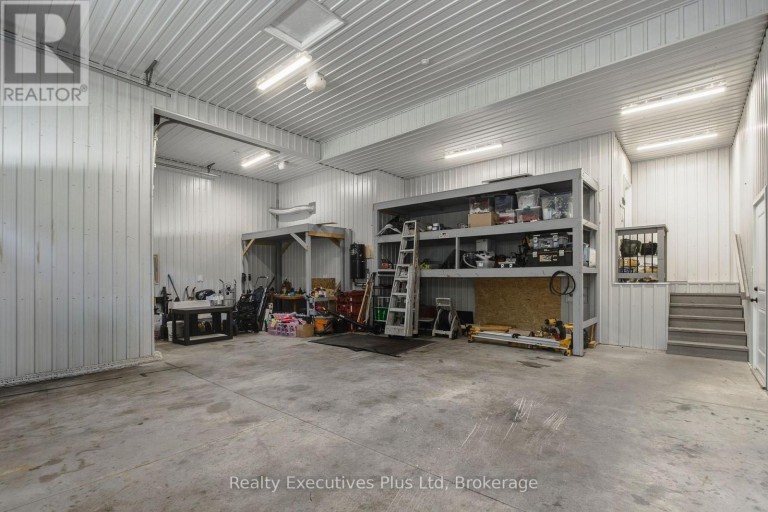27 KINGFISHER CRESCENT, Tiny, Ontario, L0L2J0