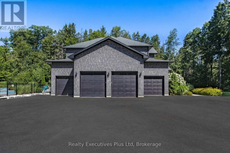 27 KINGFISHER CRESCENT, Tiny, Ontario, L0L2J0