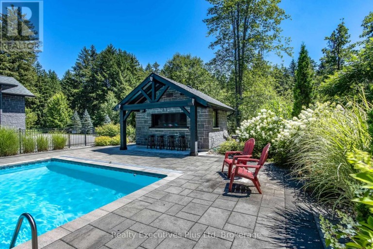 27 KINGFISHER CRESCENT, Tiny, Ontario, L0L2J0