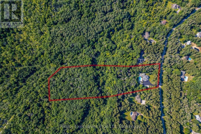 27 KINGFISHER CRESCENT, Tiny, Ontario, L0L2J0