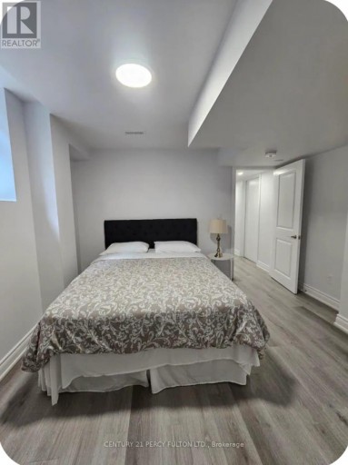 2 - 54 BAYCLIFFE DRIVE, Whitby (Williamsburg), Ontario, L1P0B2