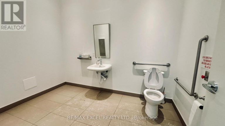 12,12A - 4679 KINGSTON ROAD, Toronto (West Hill), Ontario, M1E2P8