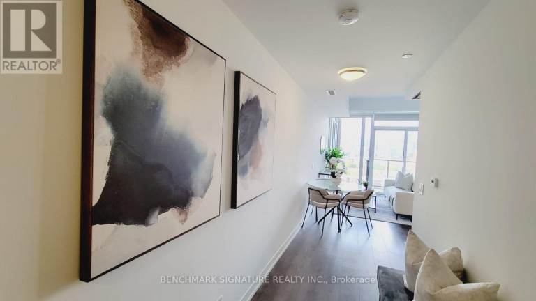 LPH 18 - 270 DUFFERIN STREET, Toronto (South Parkdale), Ontario, M6K0H8