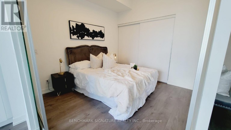 LPH 18 - 270 DUFFERIN STREET, Toronto (South Parkdale), Ontario, M6K0H8