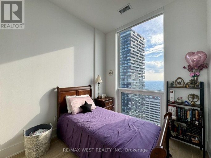 4603 - 39 ROEHAMPTON AVENUE, Toronto (Mount Pleasant West), Ontario, M4P1P9
