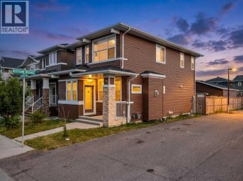 95 Redstone Park NE Calgary Alberta photo 2