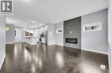 95 Redstone Park NE Calgary Alberta photo 4