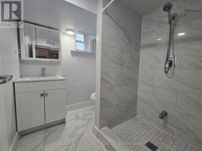BASEMENT - 46 HAVERSON BOULEVARD, Toronto (Keelesdale-Eglinton West), Ontario, M6M3J6