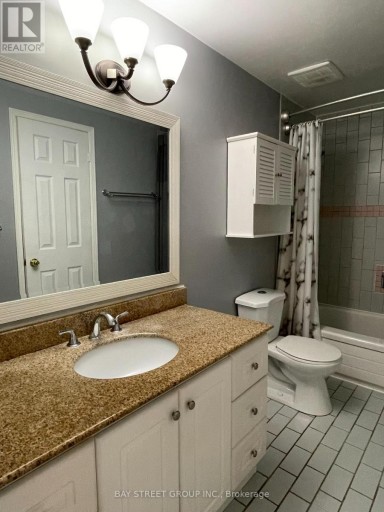 27 LINDSAY COURT, Barrie (Cundles East), Ontario, L4M6G5