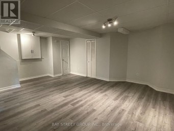27 LINDSAY COURT Barrie (Cundles East) Ontario photo 25